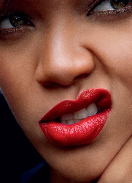 rihanna_vogue_2