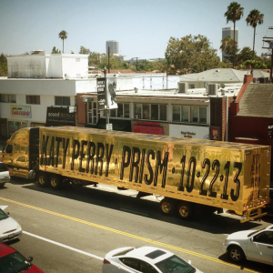 Katy-Perry-Prism-22-10-2013